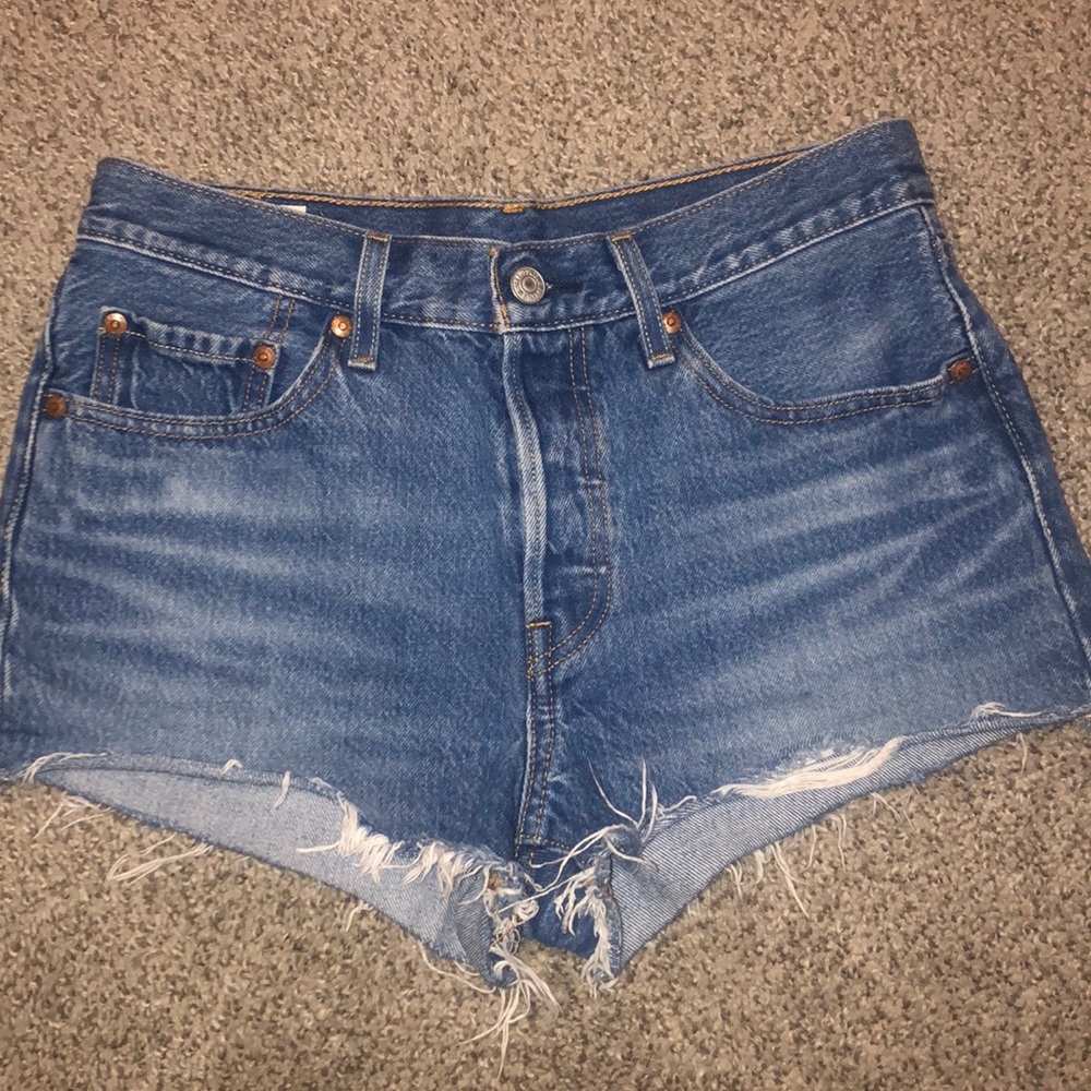 LEVIS denim shorts